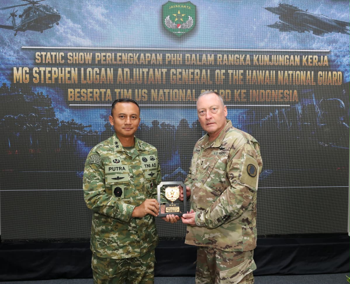 Perkuat Kemitraan Pertahanan, Delegasi Hawaii National Guard Tinjau Kesiapan Kodam Jaya